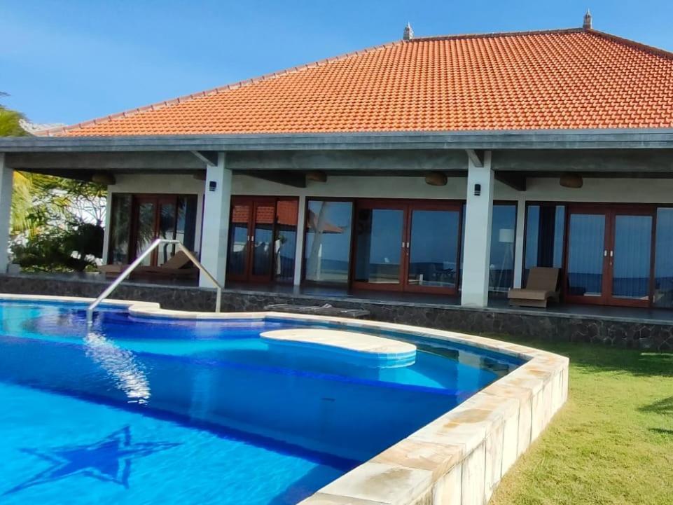 Coco Blu Villa Singaraja  Exterior photo